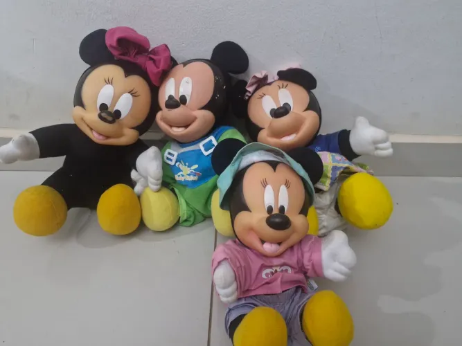 Michey e Minnie - kit com os 4 - usados( no estado)