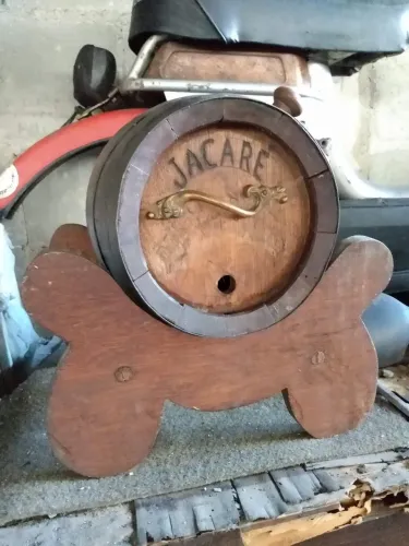Barril pequeno para decoração 