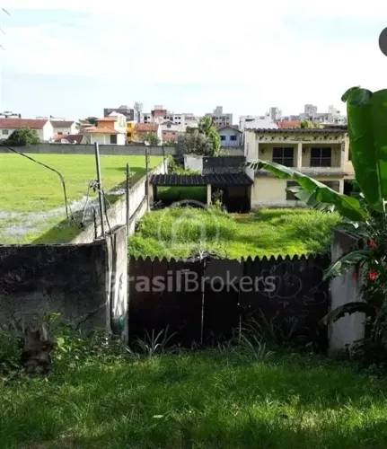 EXCELENTE TERRENO NA ESTRADA DOS BANDEIRANTES EM VARGEM PEQUENA - Com 2.150 m²