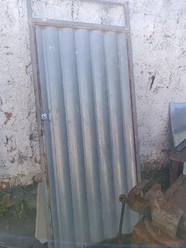 Vendo um portão