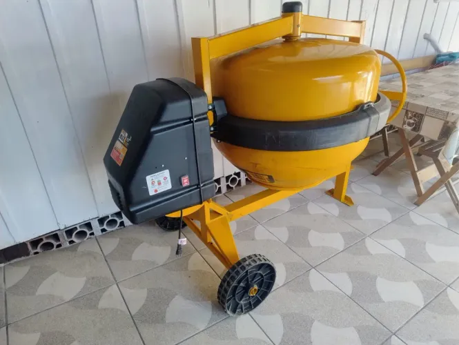 Betoneira 400L