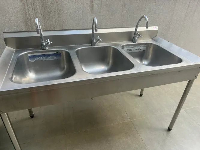 Pia de inox
