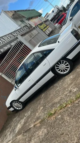 Chevrolet Omega GLS 2.2 / 2.0 1998