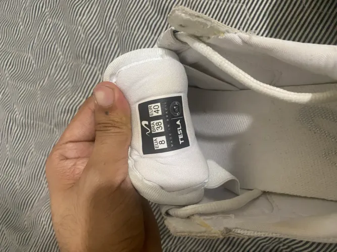 Tênis tesla refletivo branco 