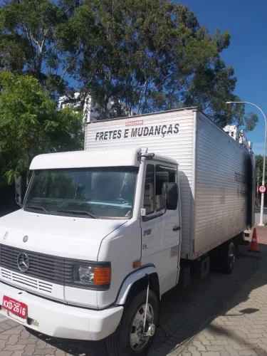 Fretes e mudanças tijuca vila Isabel grajau 