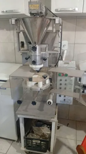 Máquina de mini salgados completo