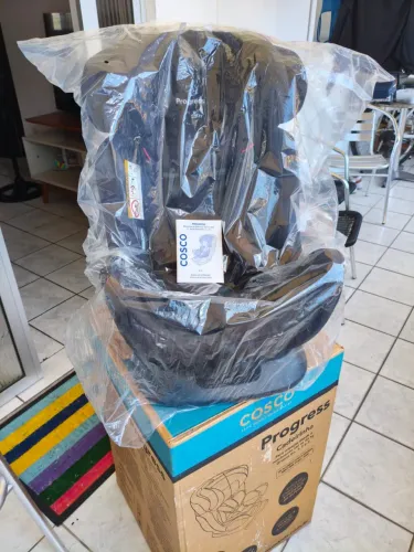 Cadeirinha para carro Cosco Progress
