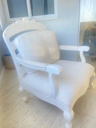 Vendo poltrona KLEINER SCHEIN em perfeito estado