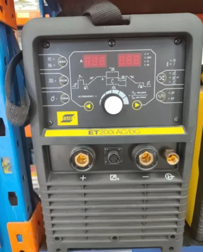 Máquina de Solda TIG AC/DC ESAB ET 200i - Profissional 200A  