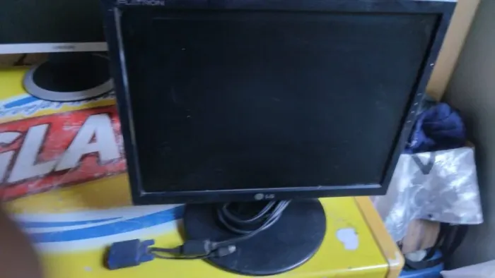 MONIToR LG SEM FONTE NO ESTADO