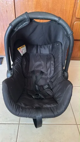 Bebê conforto completo mais acessório