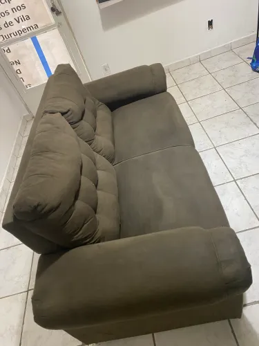 Vendo Conjunto de sofá 2 e 3 lugares usado