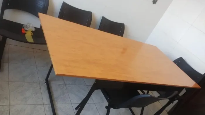 Mesa de Jantar ou Escritório 1,60 x 0,80 m - MDF e Ferro