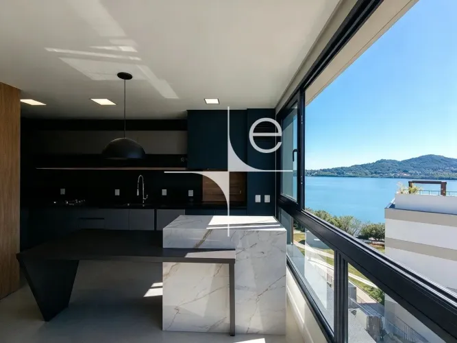 Apartamento 3 quartos/suíte no João Paulo - Florianópolis
