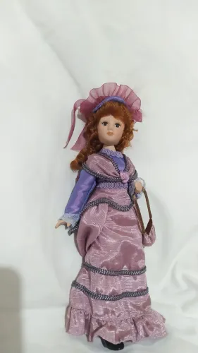 Boneca de Porcelana Constance Chatterley