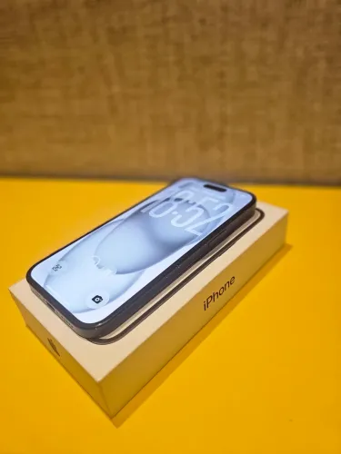 IPhone 15 128 GB