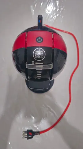 Cafeteira Nescafé Dolce Gusto Mini Me Vermelha e Preta