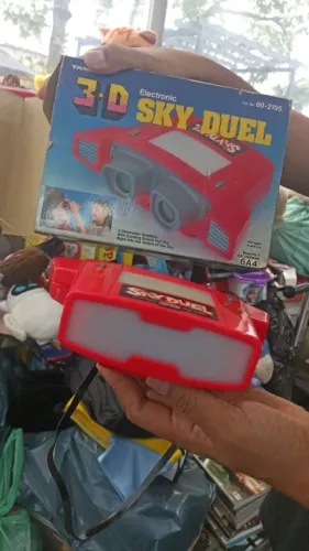 Raridade. jogo eletrônico portátil Tandy 3D Sky Duel.