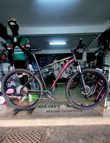 Bike Oggi 7.1 Bigwheel, Tamanho 19, Relação Absolute Prime 12v (11x52)