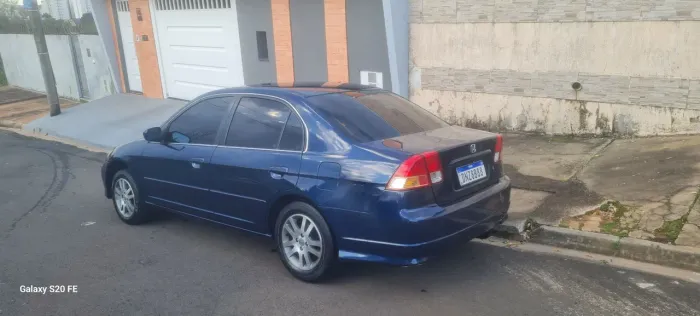 Honda Civic Sedan LX 1.7 16V 115cv Mec. 4P 2005