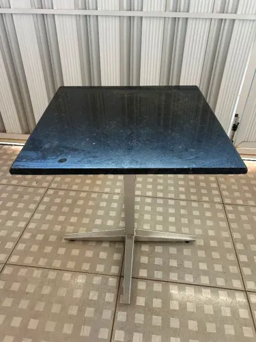Vendo esta mesa