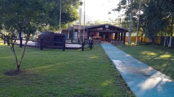 Chácara para venda com 3 quartos na Armando Cunha - Peruíbe - SP