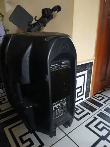 Sistema de som completo, para barzinho ou igreja.