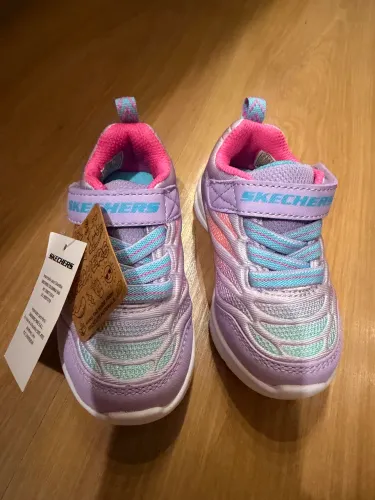 Tenis Menina Skechers tamanho 21