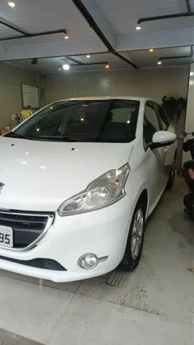 Peugeot 208 Active/active Pack 1.5 Flex 8V 5P 2015
