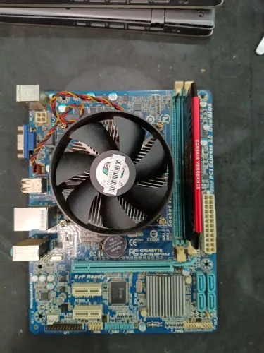 Kit Placa Mãe, Processador I5 2400 e 4 GB de Memória Ram