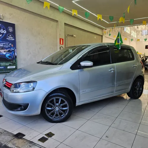 Volkswagen Fox 1.6 MI Total Flex 8V 5P 2011