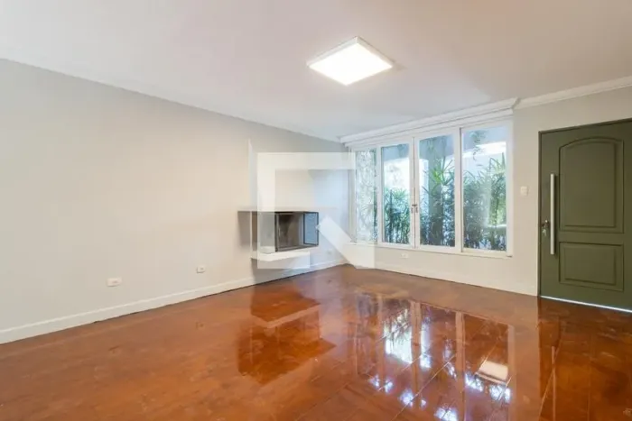 Casa à Venda - Vila Nova Conceição, 3 Quartos, 179 m2