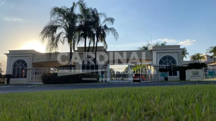 Casa em condominio fechado em Araraquara, lote com 707,06m² e construção 412,85m²