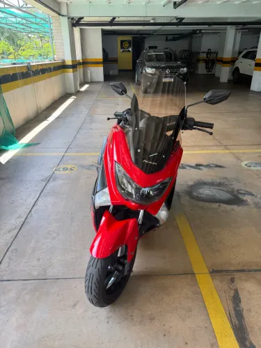 Moto yamaha NMAX 2017