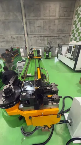 CURVADORA DE TUBOS- A PRONTA ENTREGA- ENTREGAMOS PARA TODO BRASIL.