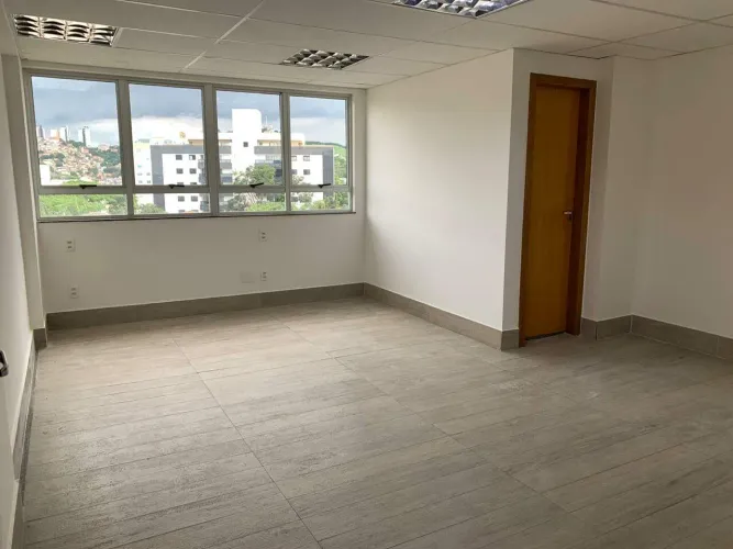 Sala/Conjunto para Aluguel no Ouro Preto, BH | Frente | Próx. Av. Fleming