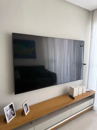 Vendo TV tela trincada 75 polegadas LG