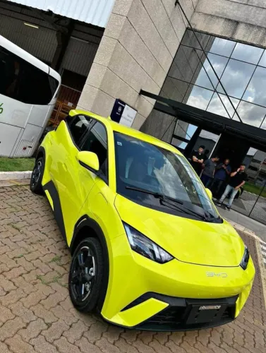 BYD Dolphin Mini (Elétrico) 2025