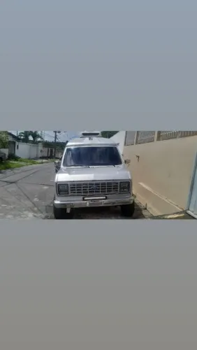 Ford F-4000 3.9 Turbo Intercooler Diesel 2P Manual 1990