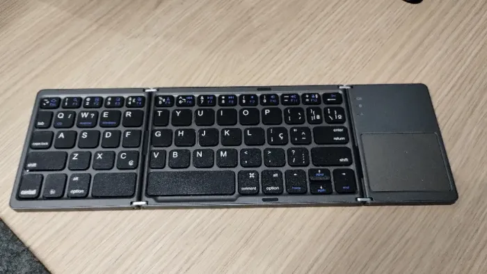 Mini Teclado Dobrável Bluetooth Sem Fio Tablet Pc Celular Ç