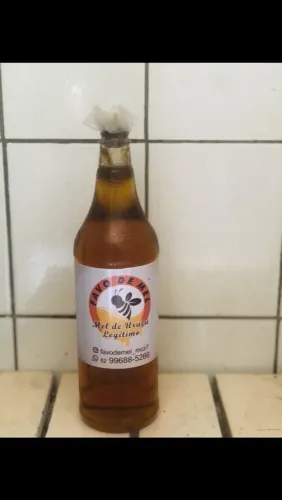 Mel de uruçu 1 litro e meio litro