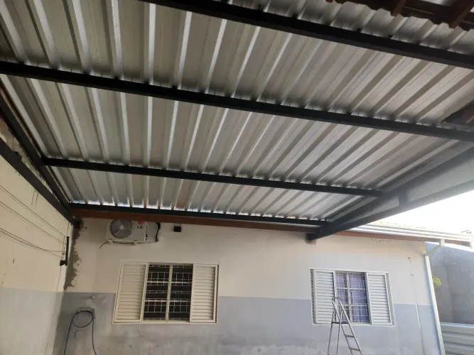 Telha sanduiche. 6 metros por 1m total de 1 unidade apenas.