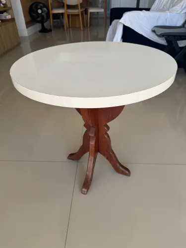 Mesa de canto