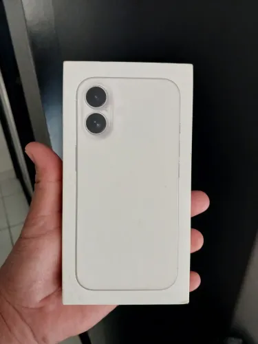 Caixa iPhone 16