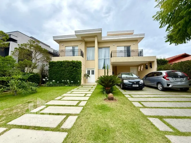 RRCOD9987 Casa 250m² CONDOMÍNIO NEW VILLE - OPORTUNIDADE - 3 Suítes 6 Vagas - Santana de P