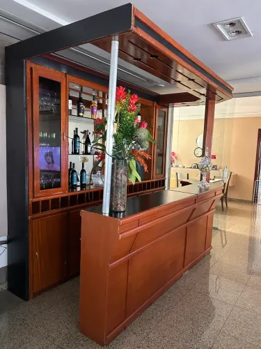 Móvel estilo bar para casa e apartamento em cerejeira 