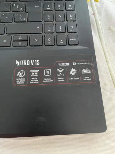 NITRO V15 4060 8GB 2 I7 13° GERAÇÃO 