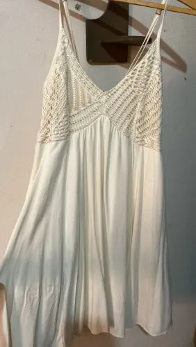 Vestido bege 