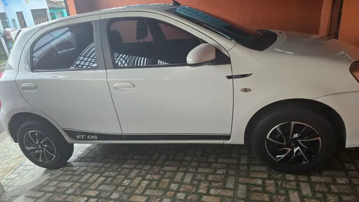 Toyota Etios X 1.3 Flex 16V 5P Mec. 2019