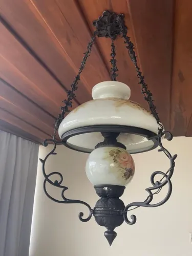 Luminária antiga